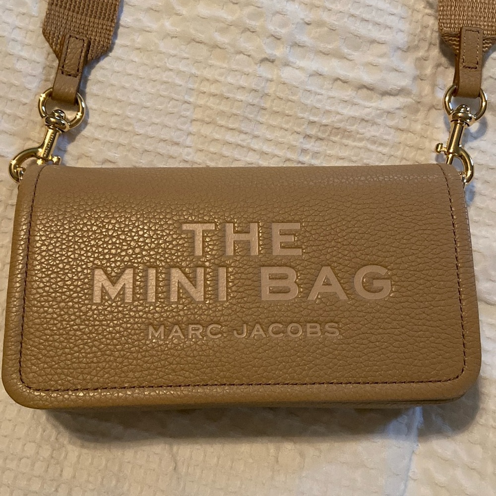 Marc Jacobs Leather Mini Bag in Camel. Brand New.